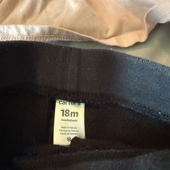 5 for $20 Carters 18 month two piece set - Picture 4 of 5